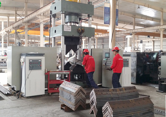 HQ200 ̇600 modeli açı ve plaka için CNC ısıtma bükme makinesi