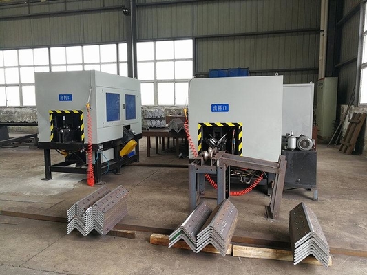 Köşede arka freze makinesi modeli QC250-2C