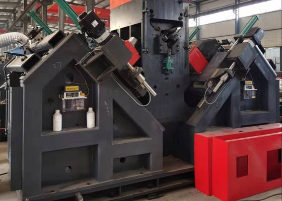 Yaklaşık 150KW Toplam Güç CNC Köşe Delme ve İşaretleme Hattı 9 CNC Ekseni Hidrolik İstasyon Hava Soğutma Yöntemi