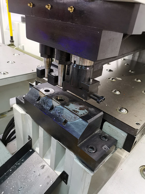 3000r/min Büyük ölçekli işleme için profesyonel CNC levha delme makinesi