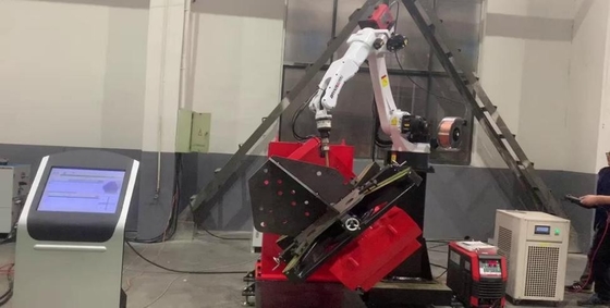 Yüksek hassasiyetli çelik yapısı kule ayak kaynak için kaynak robotu