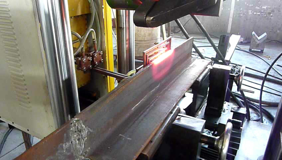 Model HQ250-700 CNC açılı çelik ısıtma ve bükme makinesi