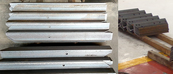 QJ25 CNC Hidrolik Köşeli Kesme Makinesi, köşe kesme kalıbının dönmesi ile