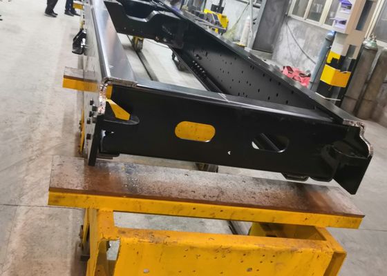 Sac İş İşleme 15000x380 mm İş Parçası Boyutu 35 Ton CNC Plaka Zımbalama Makinesi Otomotiv Boyuna Kirişi İçin