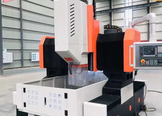 2000 x 2000mm İş Parçaları Boyutu Sabit ve Dayanıklı CNC Plaka Buhran Makinesi Yüksek hassasiyetli plaka / yapısal bileşen işleme için 50 mm Buhran çapı