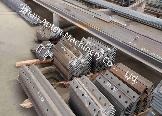 2 Çarpma Her Yan CNC Çarpma Köşesi İşaretleme Kesme Hatı Makine 630KN Çarpma Gücü