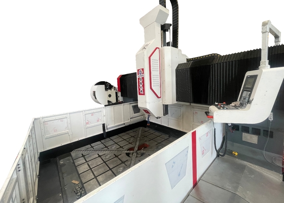 T Yuvası Genişliği 28mm Flanş CNC Plaka Delme Makinesi 100mm Maksimum Çap