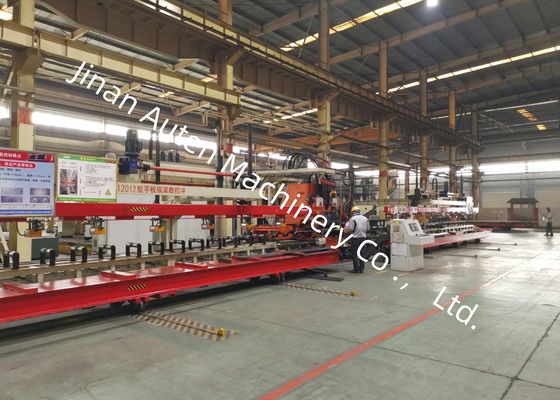 Hafif Kamyon Çubukları için Kullanılır CNC Uzunlamalı Çubuk Bıçaklama Makinesi Yaprak Metal İşleme hattı