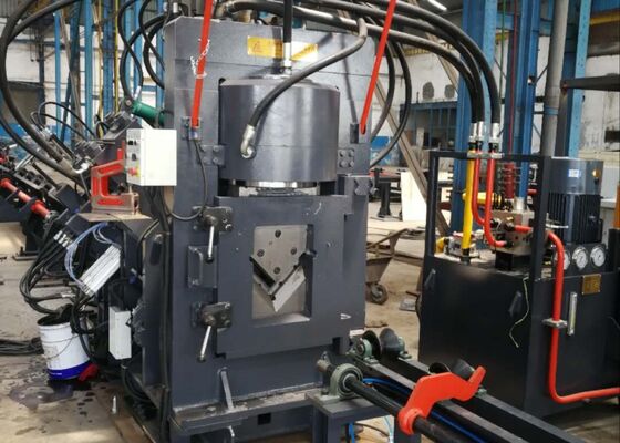 Otomatik besleme delme makinesi, güç aktarım kulesi için CNC açı çubuğu işleme makinesi