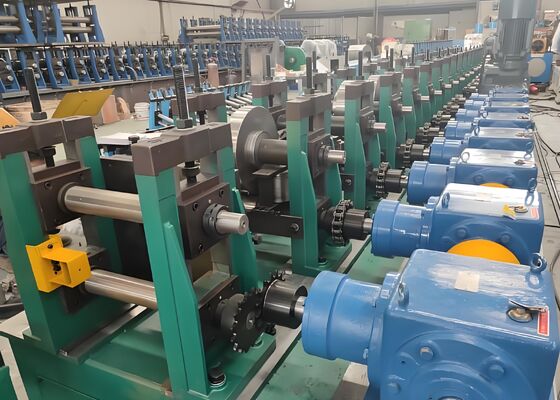 Model BPF250 Güneş Bracket Punching Forming CNC Hot Rolled Düşük Karbonlu Çelik Üretim hattı