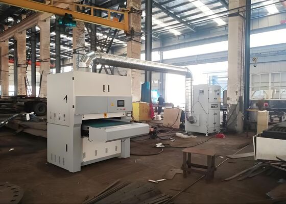 28KW makine gücü CNC metal plaka cilalama makinesi 2 besleme motoru