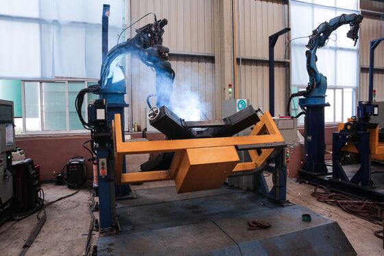 CO2 Tek kaynak dikiş kaynaklı Cnc kaynak makinesi otomatik tel besleme sistemi ile robot makinesi