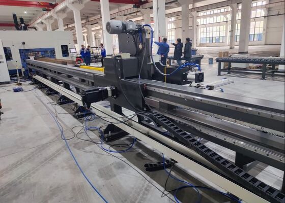 Model BHD700 Cnc I kiriş sondaj kesme makinesinin hattı Φ5?? φ30mm Ana iğne deliği çapı