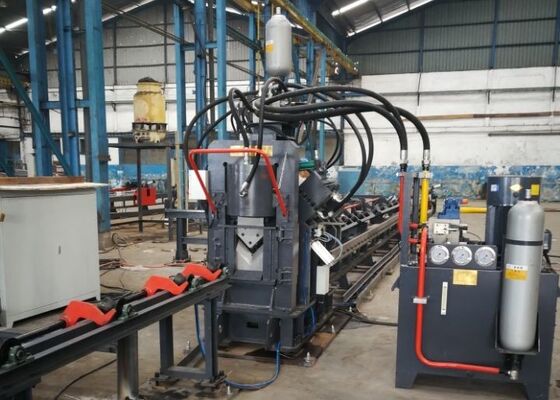 2200/4300KN Kesme Gücü JNC Serisi CNC Çakma İşaretleme Ve Kırma Makinesini Köşeler İçin