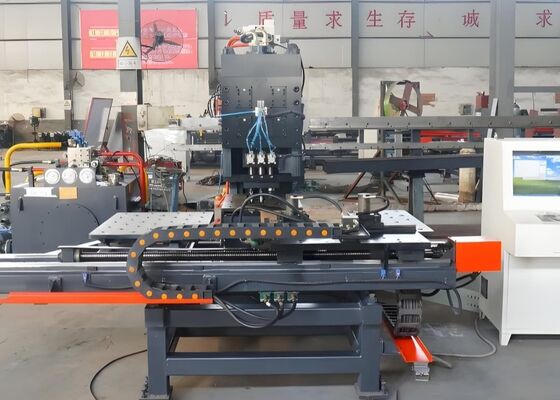 Çelik Kulesi Endüstrisi için kullanılan Cnc Plate Punching Machine 4 Die-Stations Cnc Punching Machine