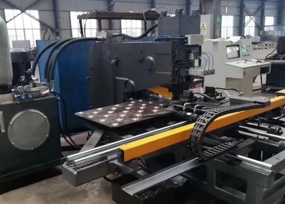180mm Stroke Of Drilling Spindle Cnc Plate Punching Machine For Transmission Tower (Sürücü Kulesi için 180mm Vuruş)
