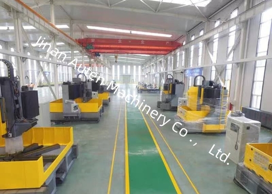 15KW Servo Spindle Motor Gücü CNC Gantry Flange Borma Makinesi 40mm Borma Çapı