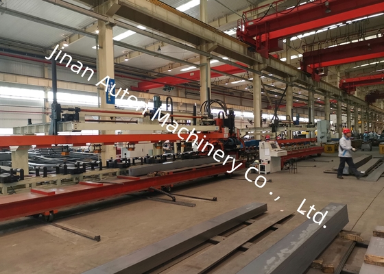 4-9mm Levha Kalınlığı Kamyon Çubuk CNC Bıçaklama Üretim hattı 4000-12000 mm İş parçasının uzunluğu