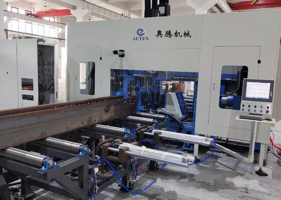 PLC Kontrolü Cnc 3D kirişleri sondaj işaretleme kesme makinesi hattı BT40 Ana iğne