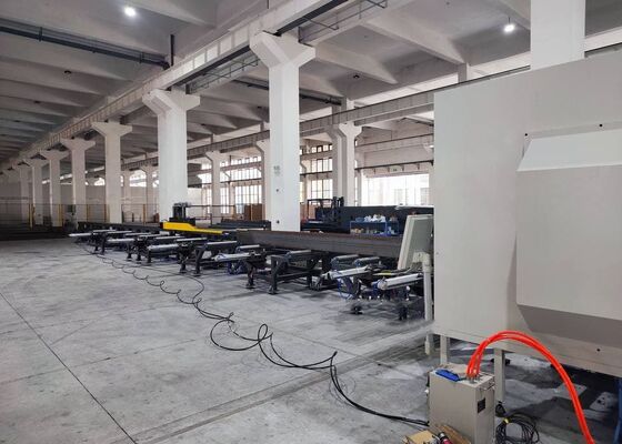 Model BHD1250C Cnc I kiriş sondaj işaretleme kesme makinesi hatı Mekanik park sistemi için