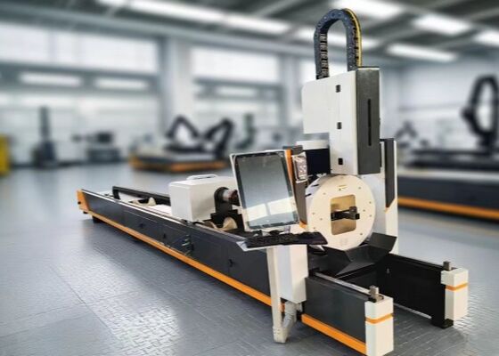 Model LC2412 CNC lazer boru kesme makinesi MAX6000 lazer gücünü kullanın