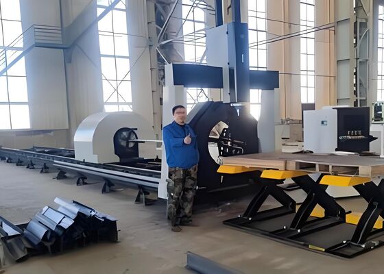 300mm X Eksen Yolu CNC Lazer Tüp Kesme Makinesi Hatı ≤30mm Özel Uzunluk