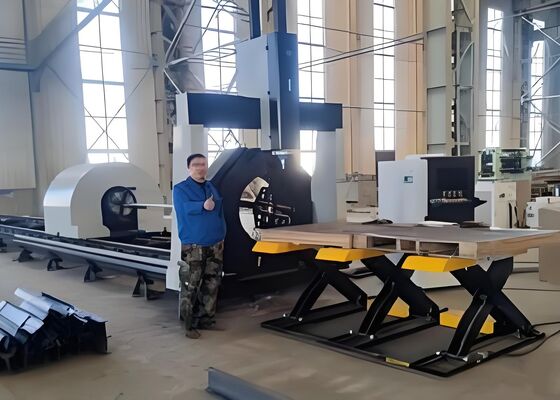 Karbon / Paslanmaz Çelik Borular İçin Model LC2412 CNC Lazer Tüp Boru İşleme Makinesi