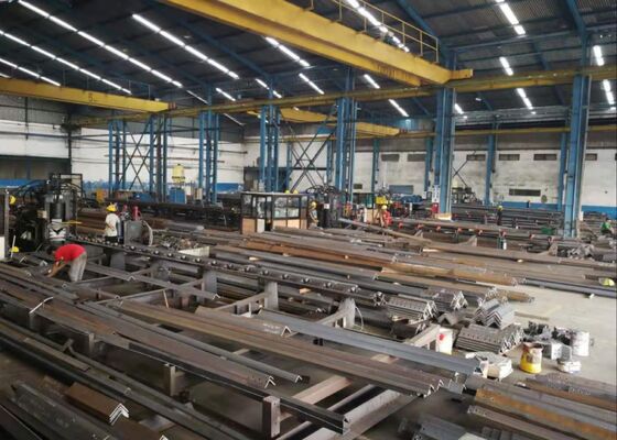 Model JNC1412 CNC Metal Çaplama İşaretleme ve Kırpma Makinesi 1800KN Kesme Gücü